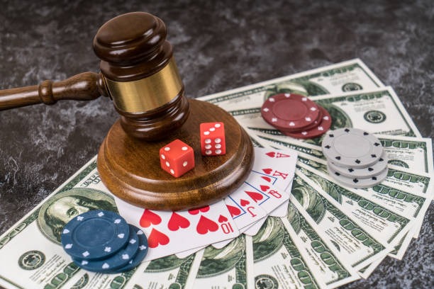 Ways of the Qilin betting layout with payout tables and live dealer action
